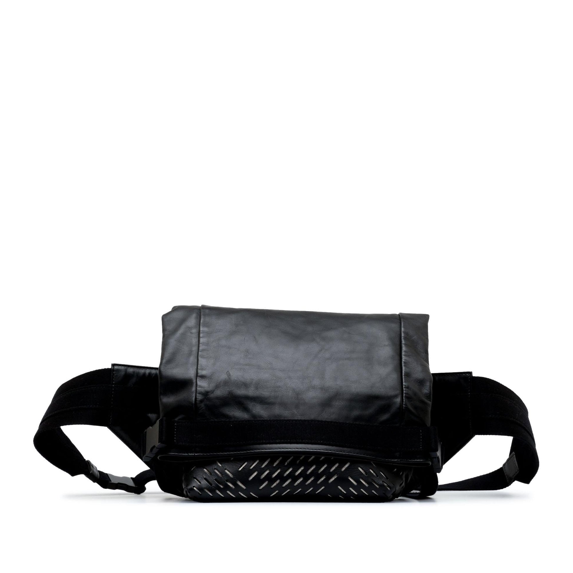 Luxury Bottega Veneta Perforated Leather Belt Bag (SHG-UU5Kic)