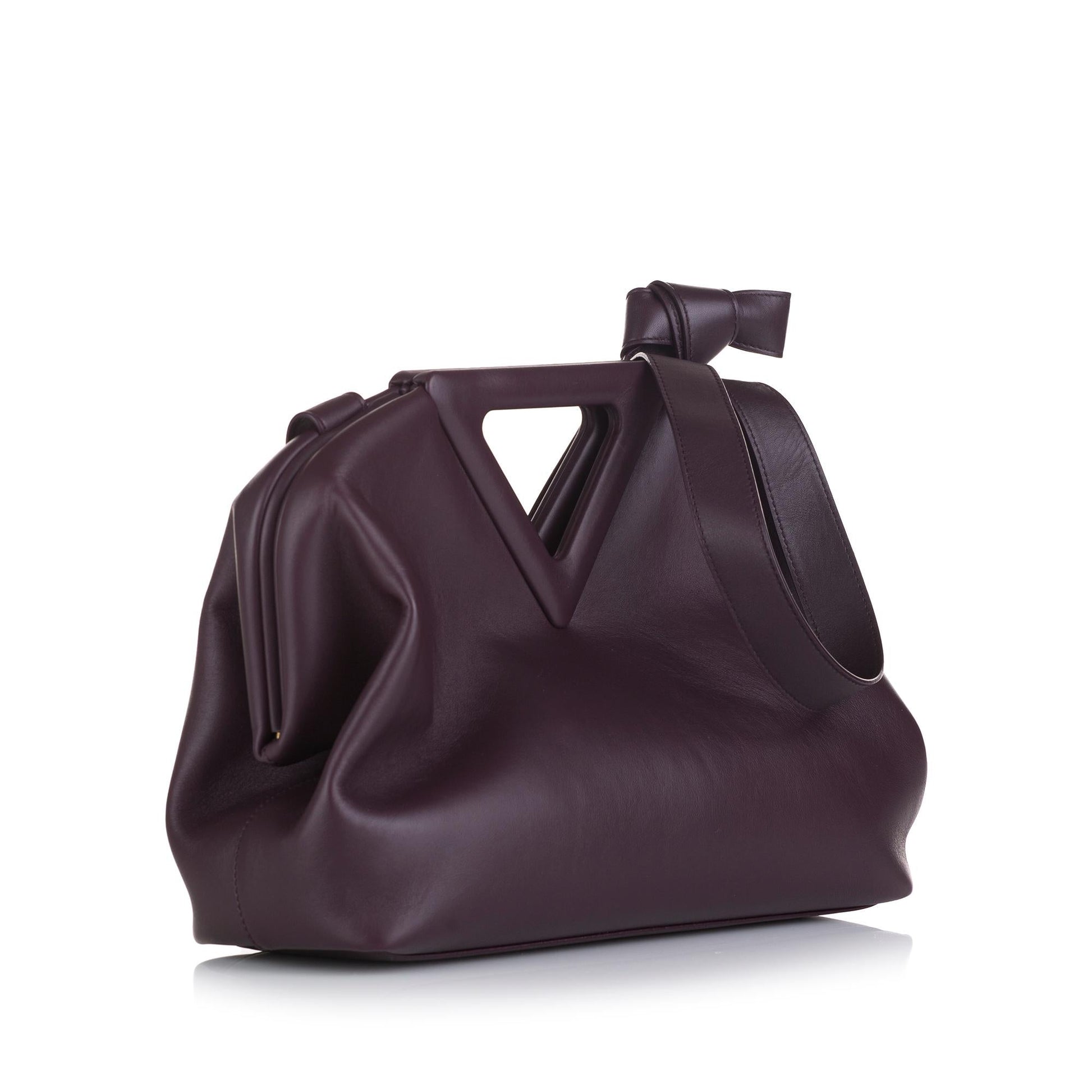 Luxury Bottega Veneta Point Leather Crossbody Bag (SHG-35749)