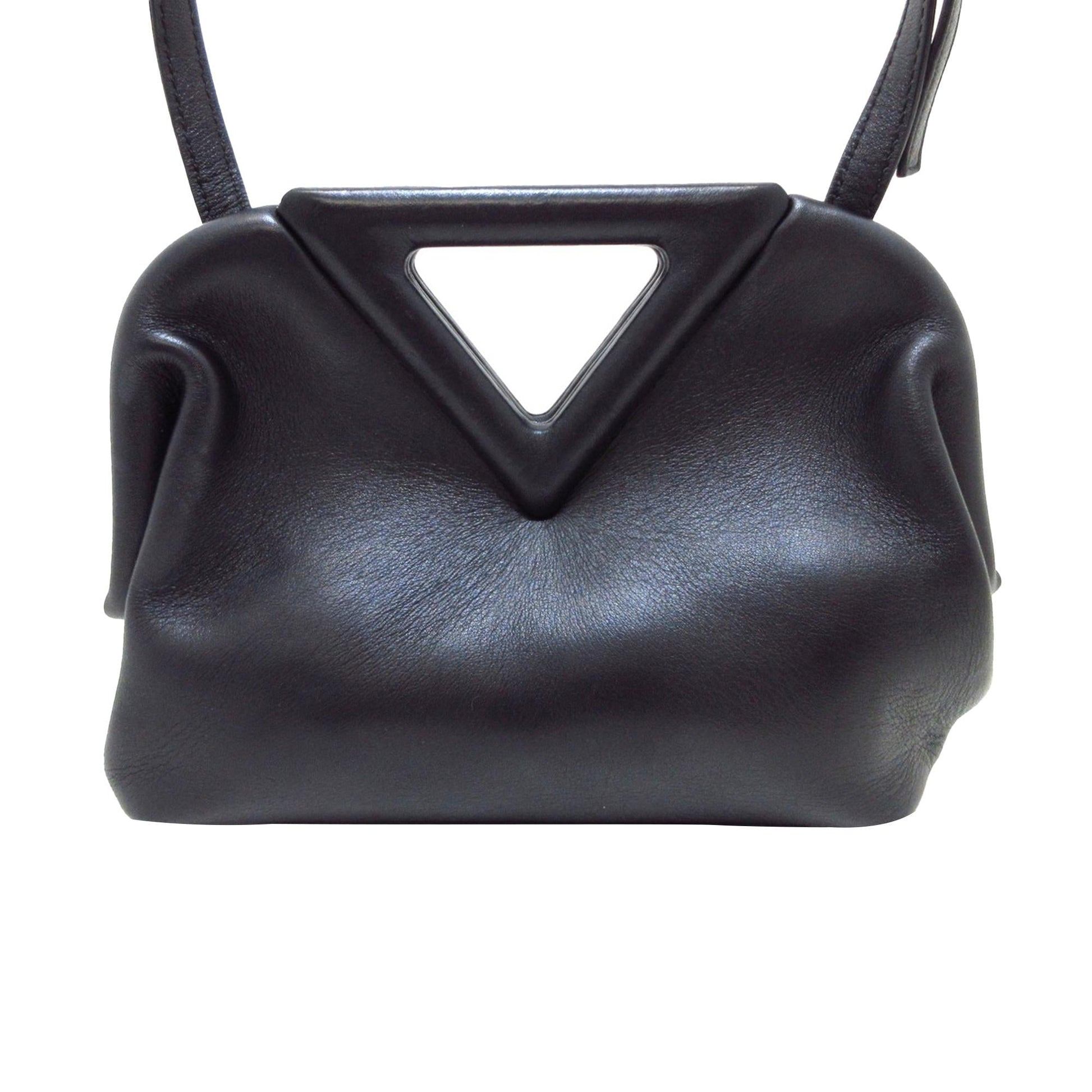 Luxury Bottega Veneta Small Point Bag (SHG-cXRBIM)