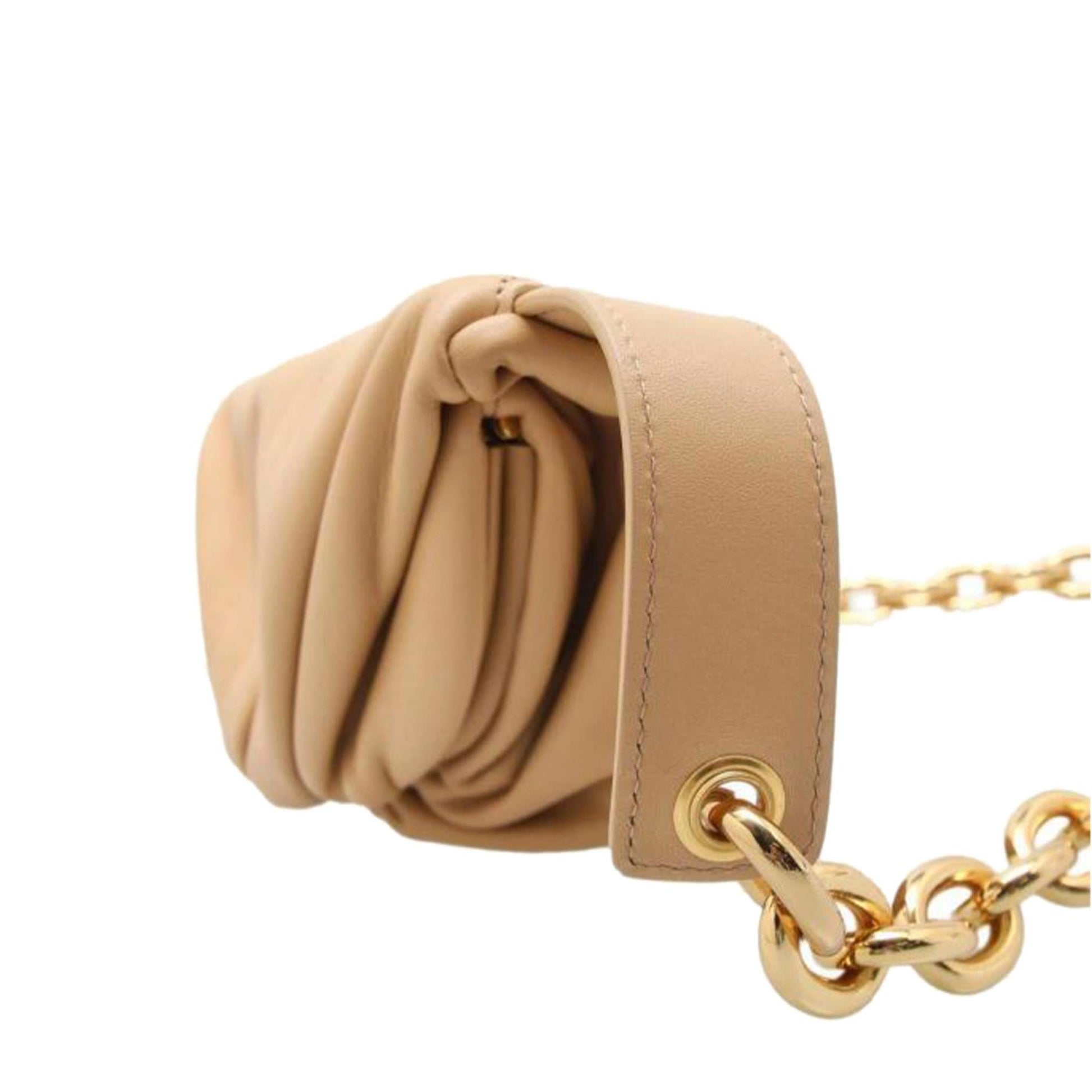 Luxury Bottega Veneta The Chain Pouch Leather Crossbody Bag (SHG-tHxCF6)