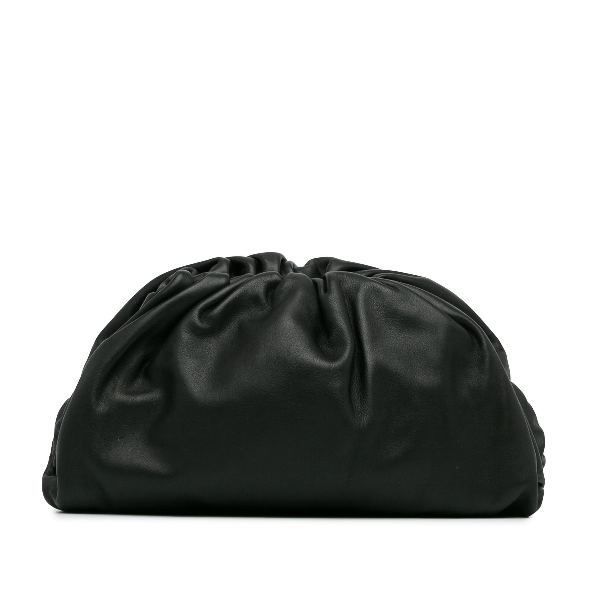 Luxury Bottega Veneta The Pouch Clutch (SHG-lpaDv5)