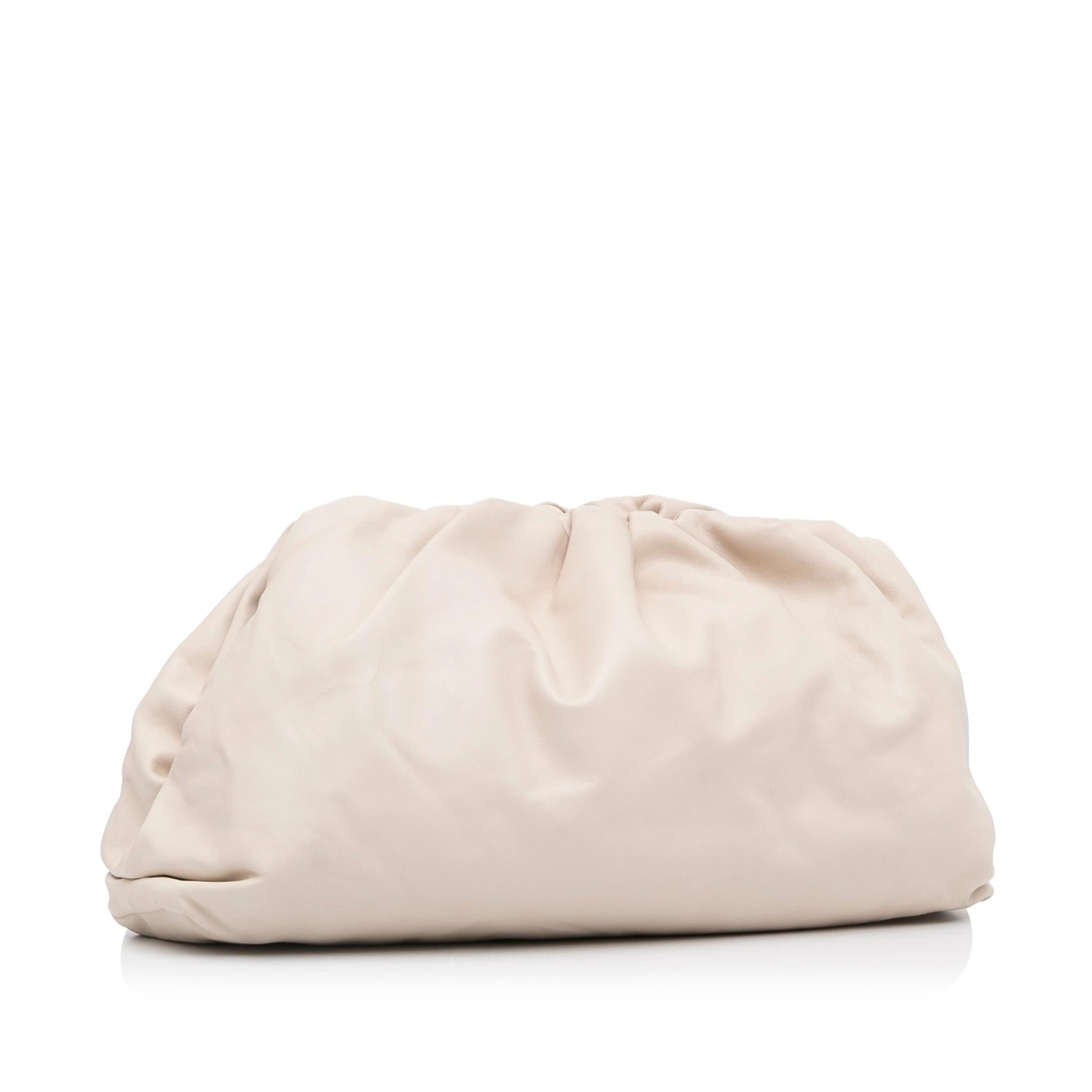 Luxury Bottega Veneta The Pouch (SHG-Xtl3jv)