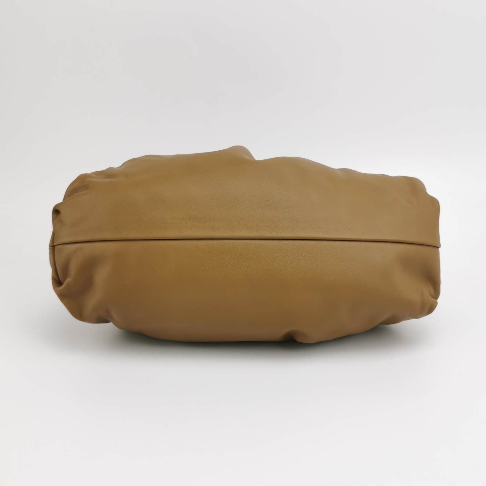 Bottega Veneta Pouch Calfskin Leather Caramel Brown Large