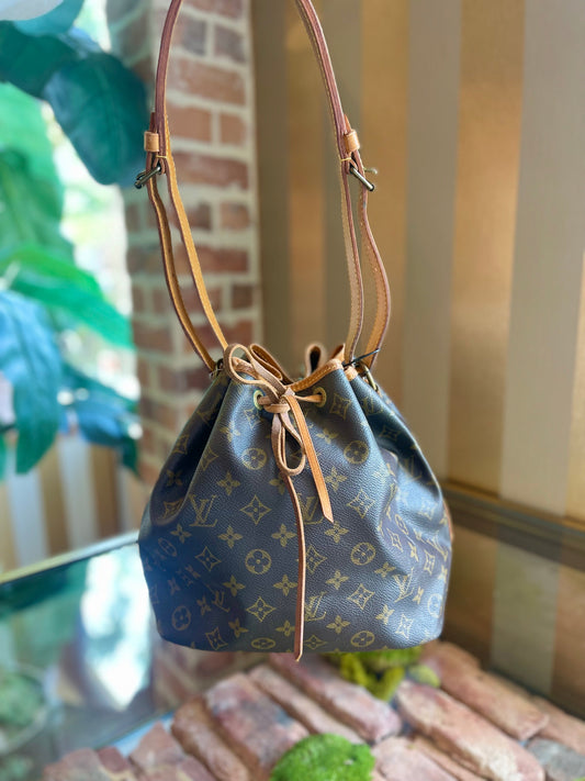 LOUIS VUITTON Noe Brown Monogram Canvas Bucket Bag