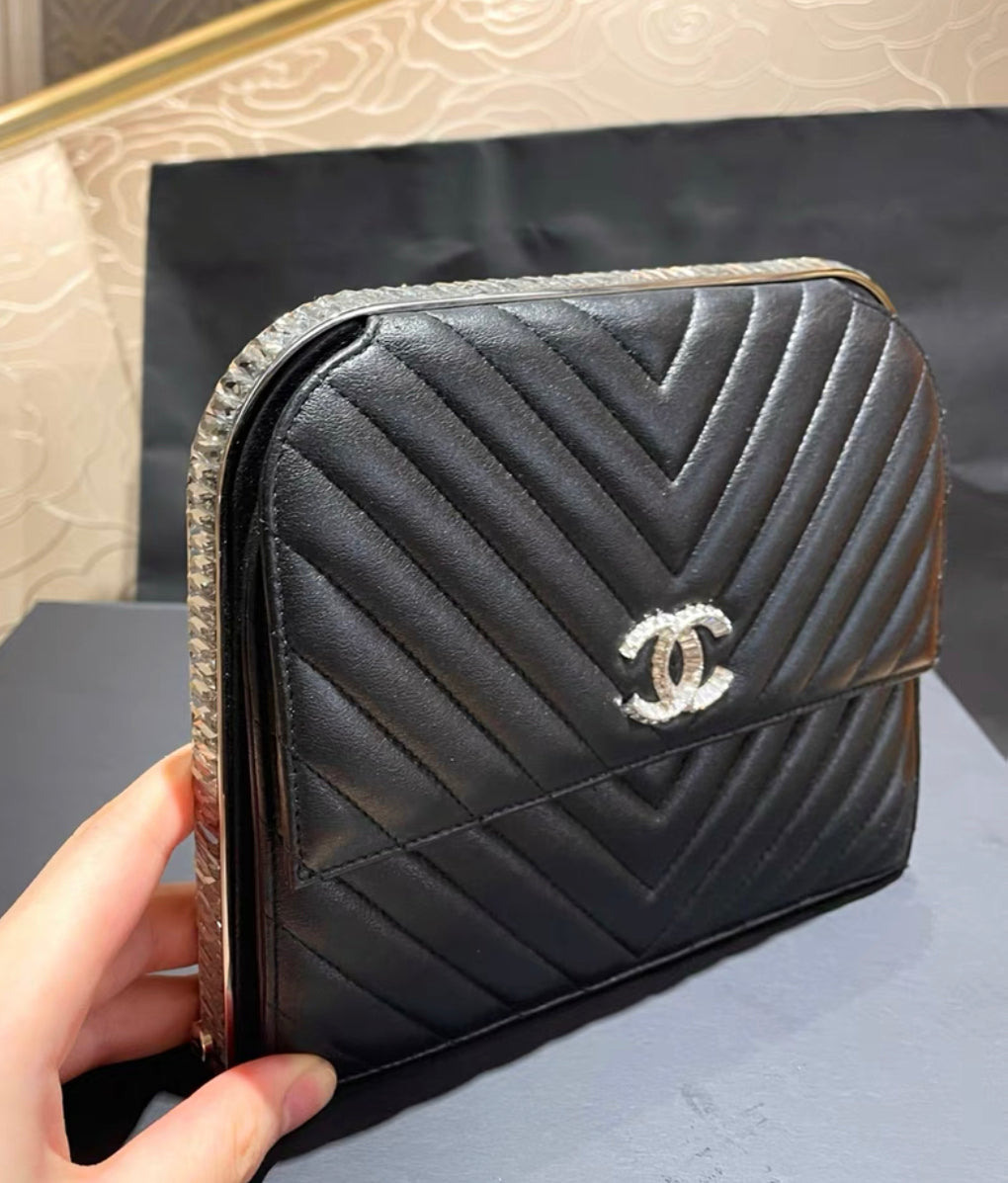 CHANEL 15C PARIS DUBAI CLUTCH ON CHAIN BAGUETTE CRYSTAL BLACK
