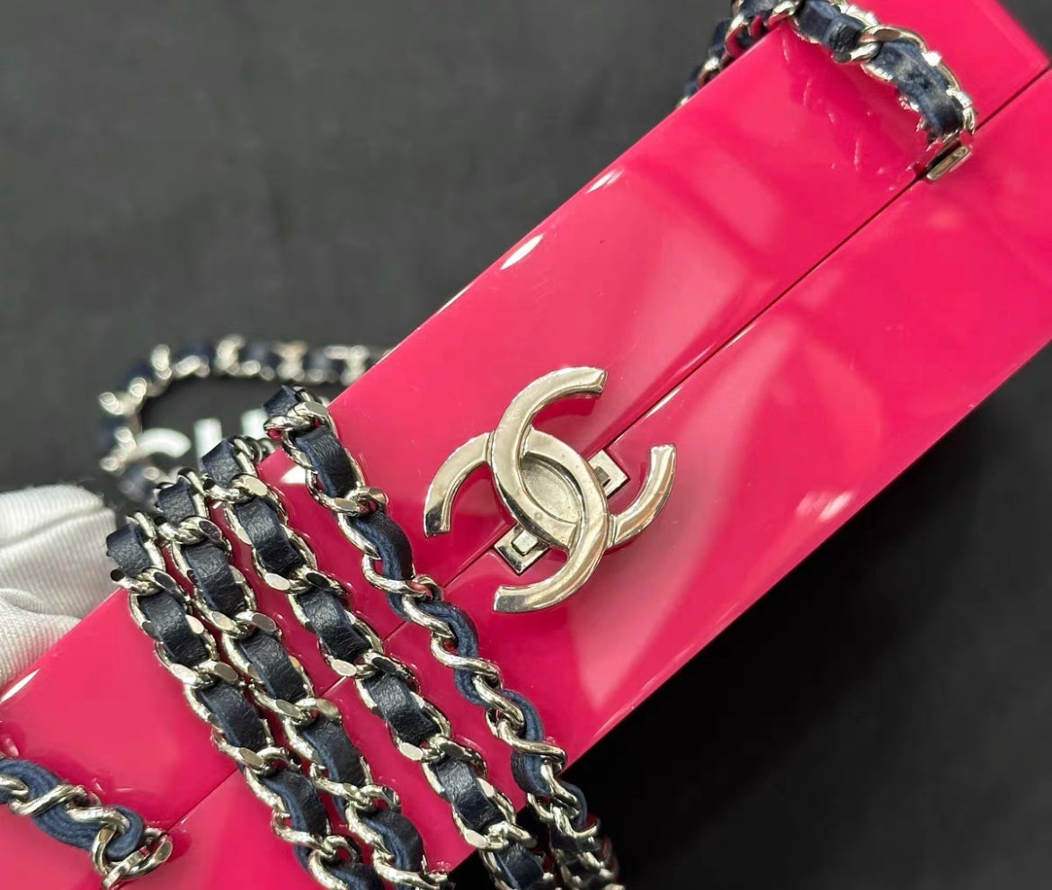 Chanel SS 2015 je ne suis pas en e  Minaudiere Clutch