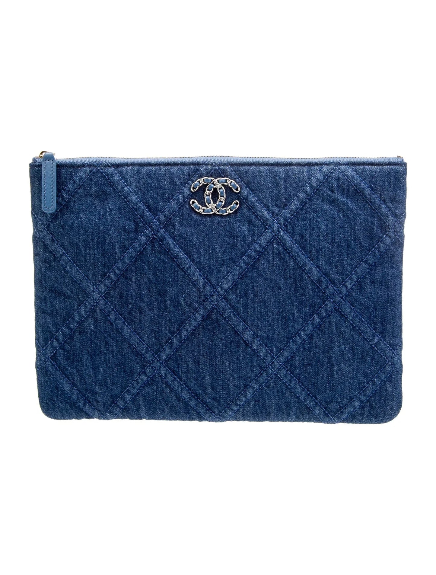 CHANEL POUCH