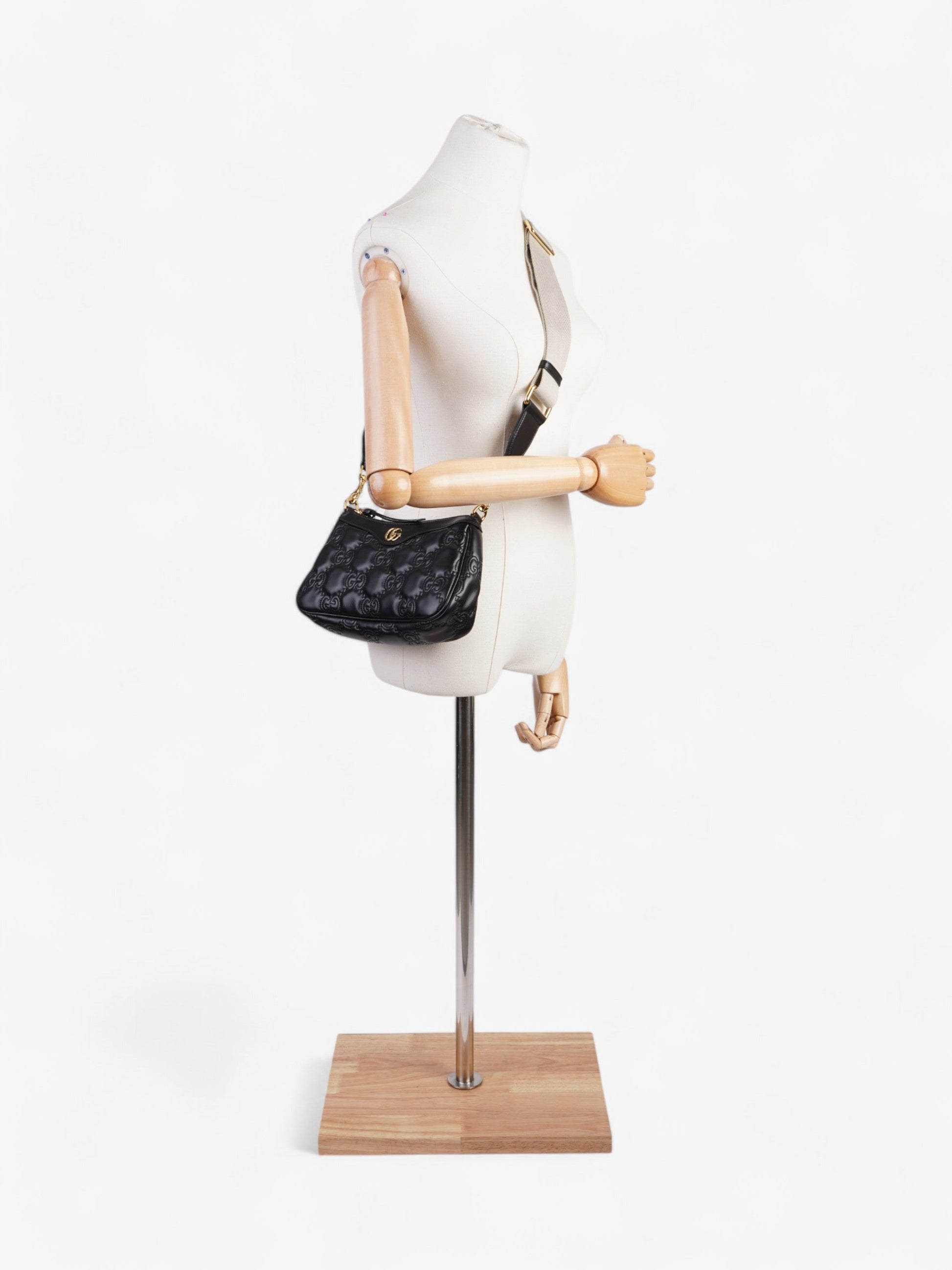Gucci GG Shoulder Bag Black Matelasse Leather Small