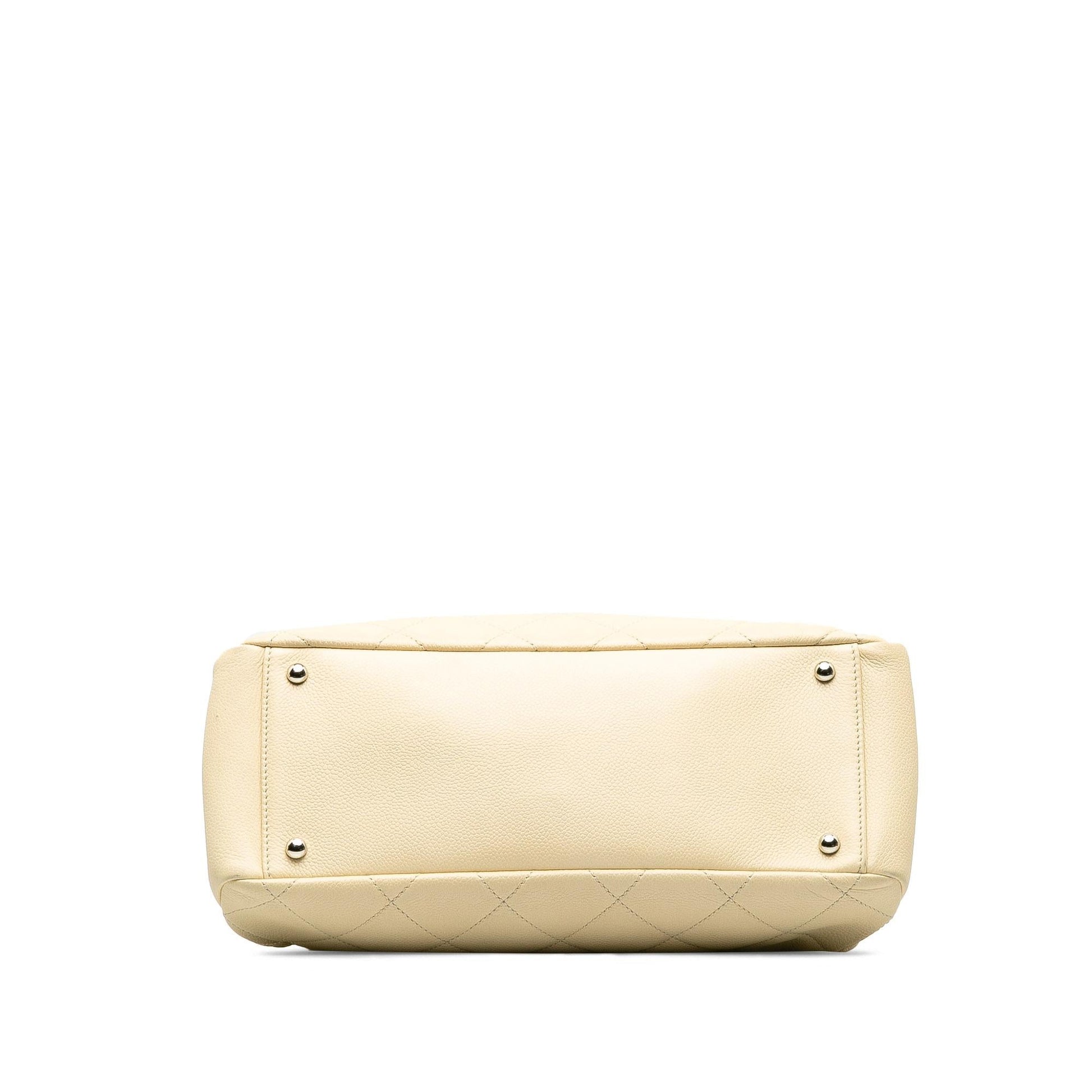 Chanel Tote Bag - Lynora Bags