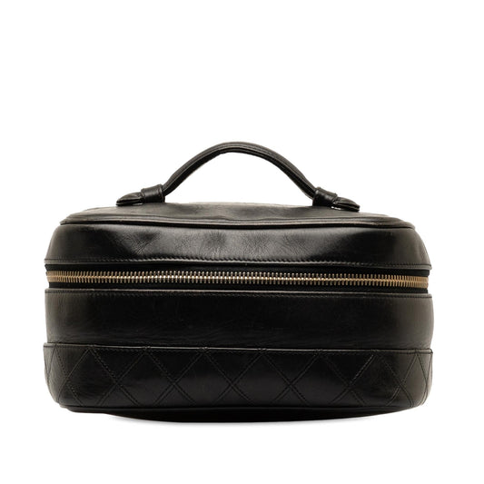 Chanel CC Lambskin Vanity Case (SHG-dFbhQA) Handbag