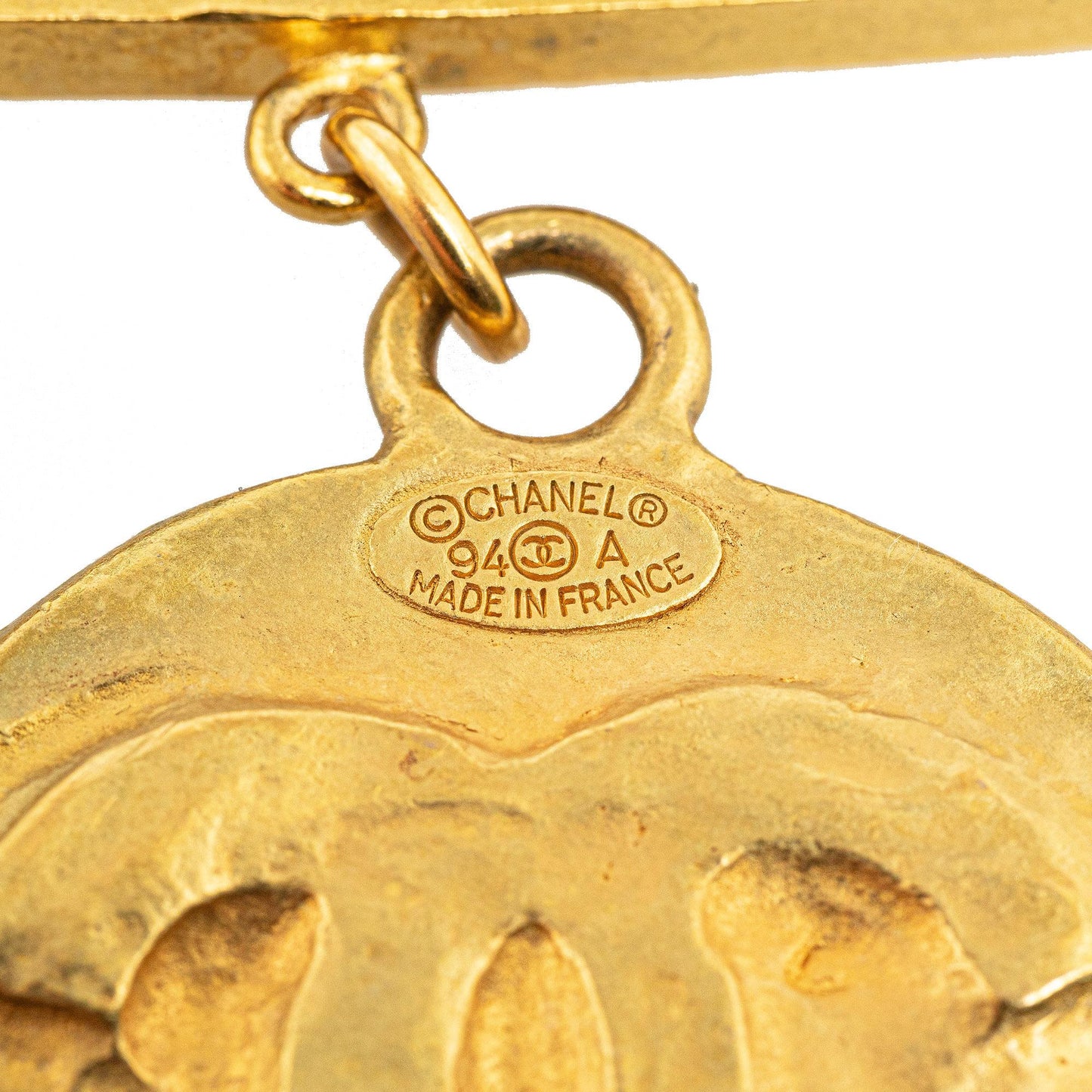 Chanel CC Medallion Costume Brooch (SHG-p5Fz3w) Handbag