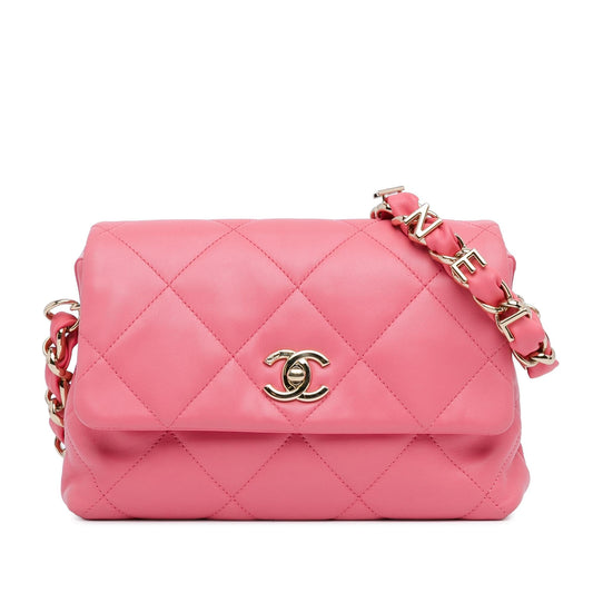 Chanel CC Quilted Lambskin Logo Chain Flap (SHG-Q5syAA) Shoulder Bag