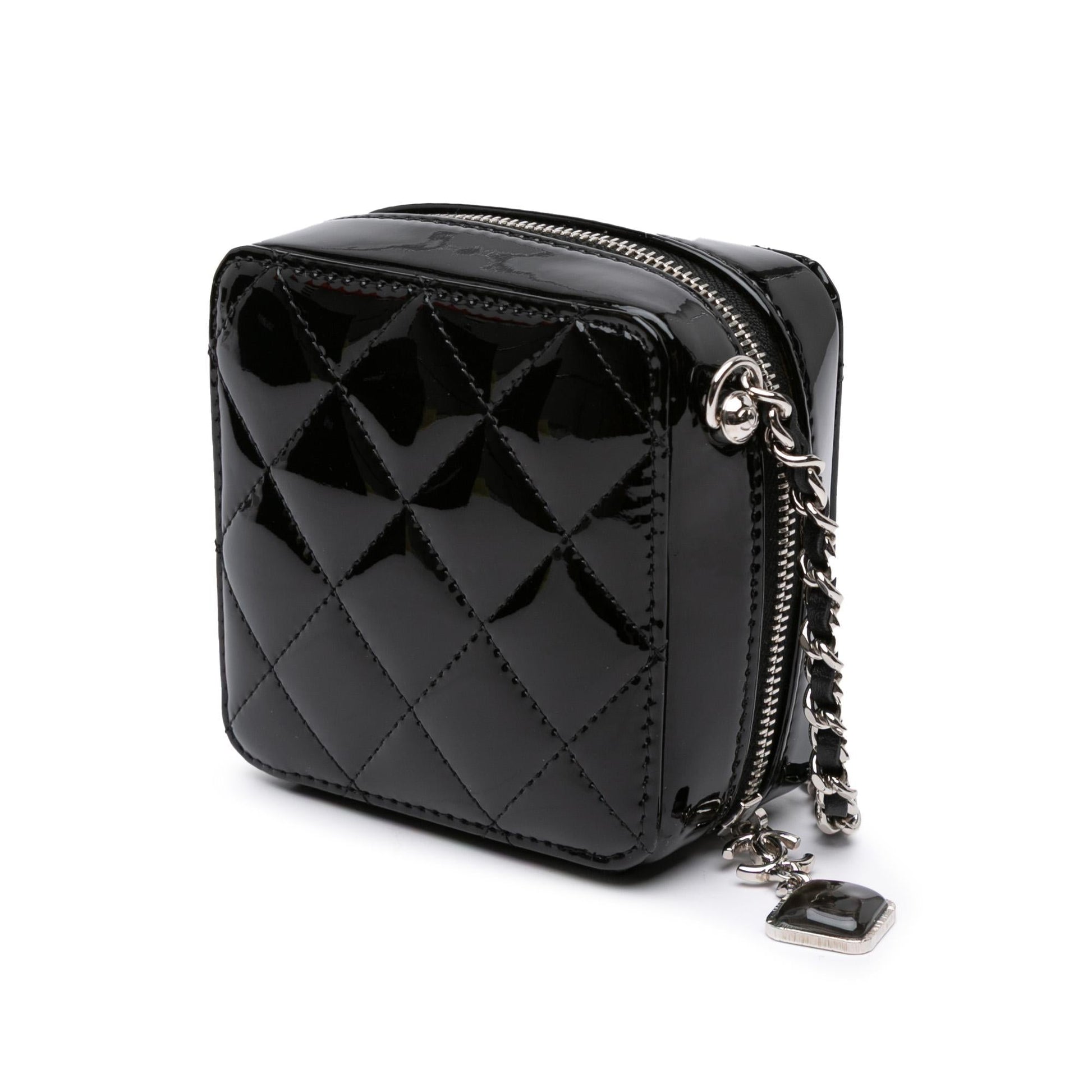 Chanel CC Quilted Patent Diamond Resin Clutch With Chain