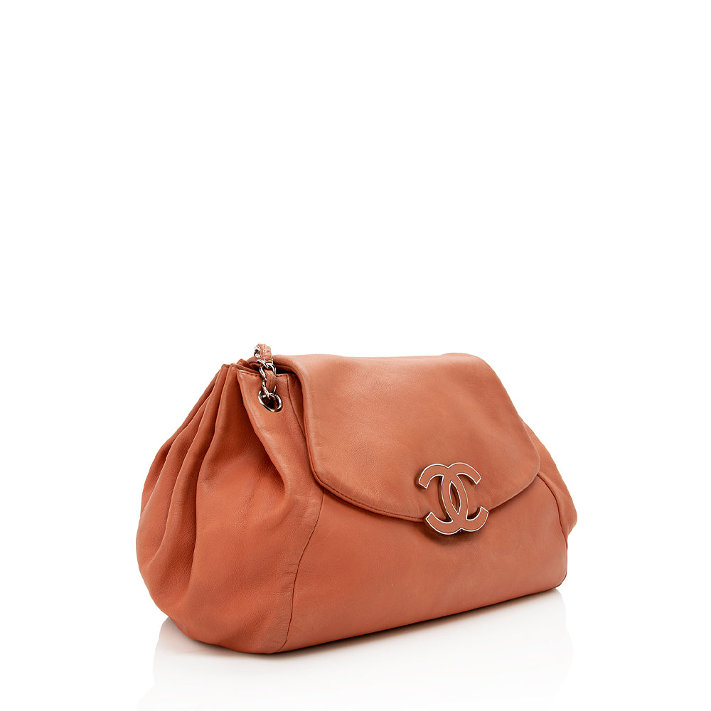 Chanel Calfskin Hampton Accordion Shoulder Bag SHF 16469