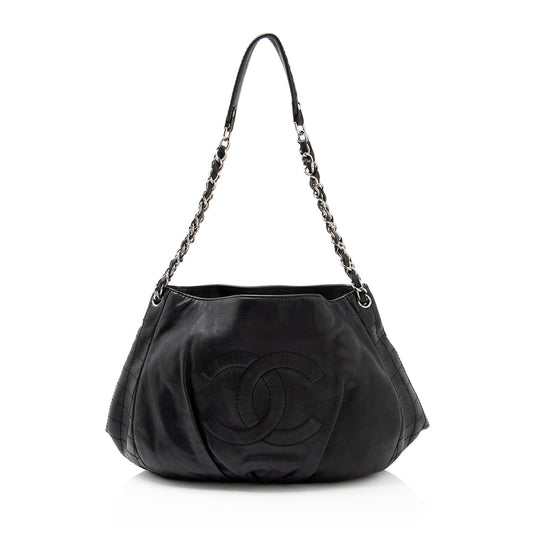 Chanel Caviar Leather Timeless CC Shoulder Bag