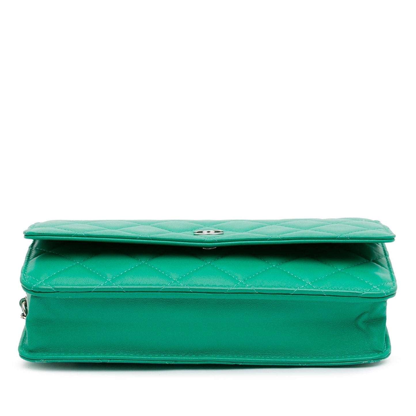 Chanel Classic Lambskin Wallet on Chain (SHG-btLSIe) Crossbody