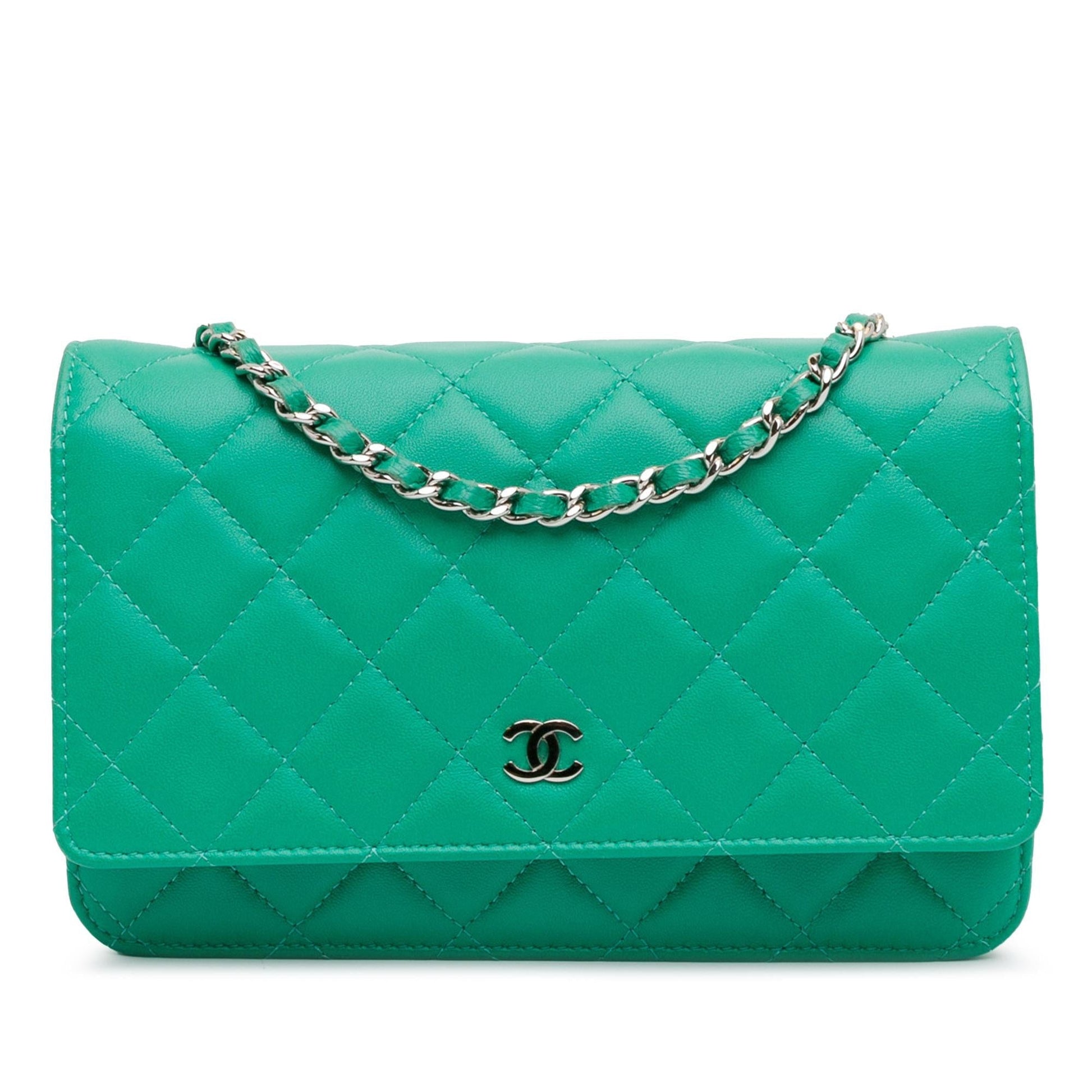 Chanel Classic Lambskin Wallet on Chain (SHG-btLSIe) Crossbody