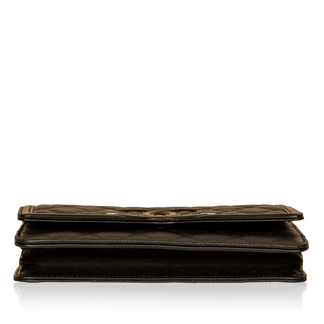 Chanel Filigree Wallet on Chain