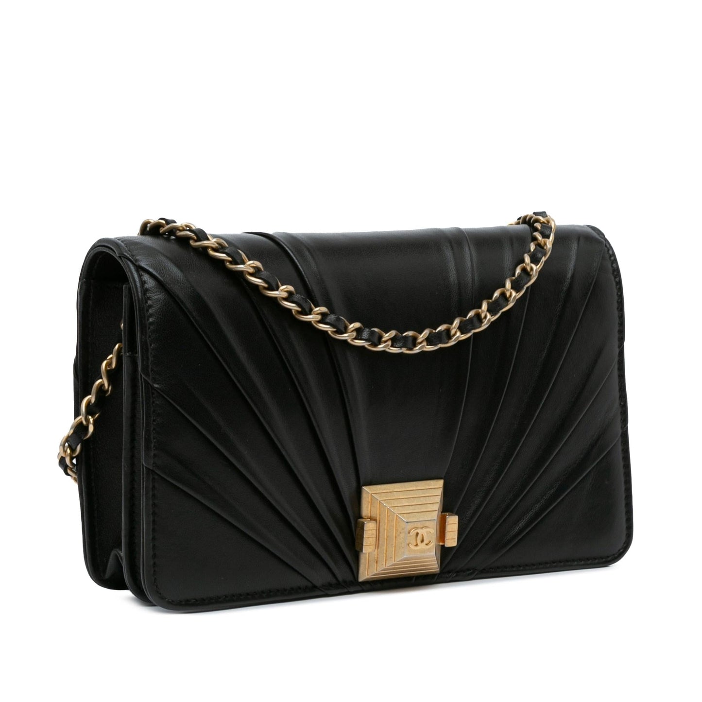 Chanel Lambskin Pyramid Wallet On Chain (SHG-Xyd0cJ) Crossbody
