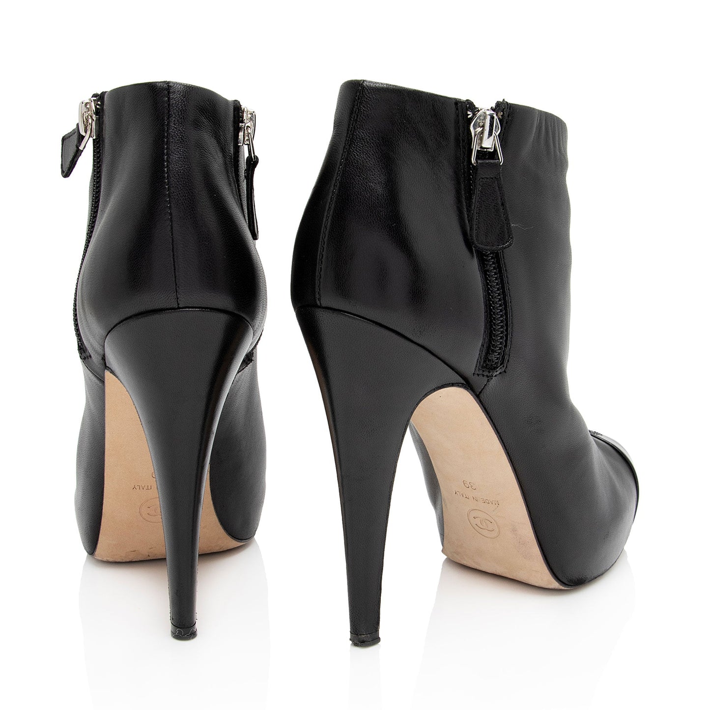 Chanel Patent Leather CC Cap Toe Booties - Size 9 / 39 (SHF-xN97GM) Handbag
