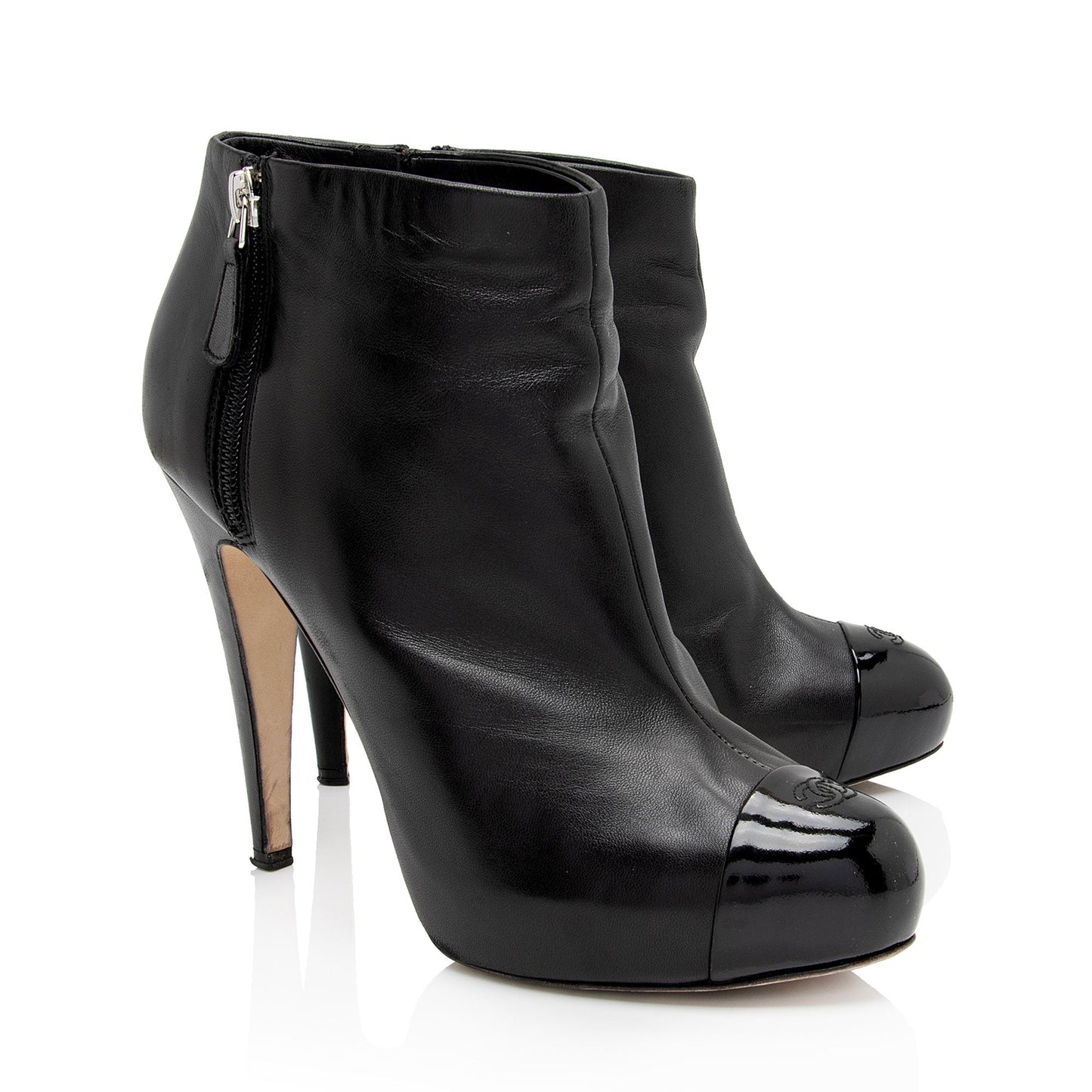 Chanel Patent Leather CC Cap Toe Booties - Size 9 / 39 (SHF-xN97GM) Handbag