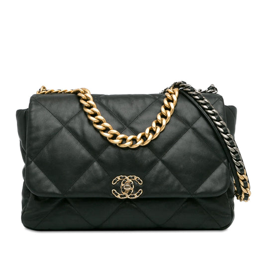 Chanel Maxi Lambskin 19 Flap (SHG-xugRcp) Shoulder Bag