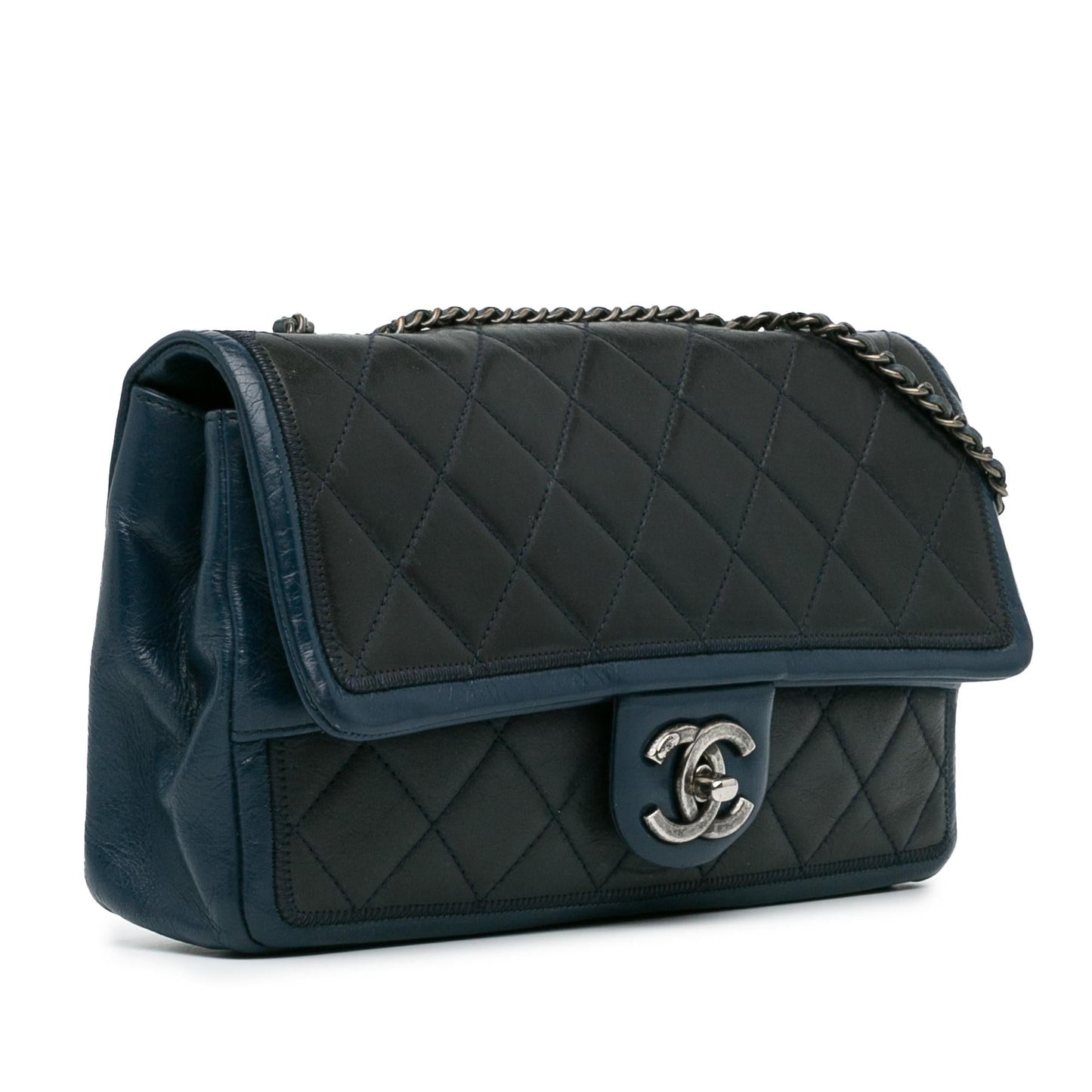 Chanel Medium Bicolor Lambskin Graphic Flap (SHG-EwBfXt) Shoulder Bag