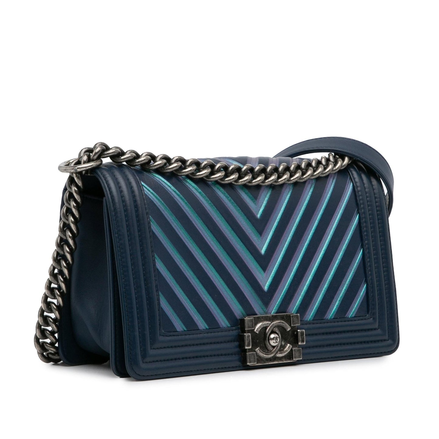Chanel Medium Calfskin Embossed Painted Chevron Boy Flap (SHG-94iZ8u) Crossbody
