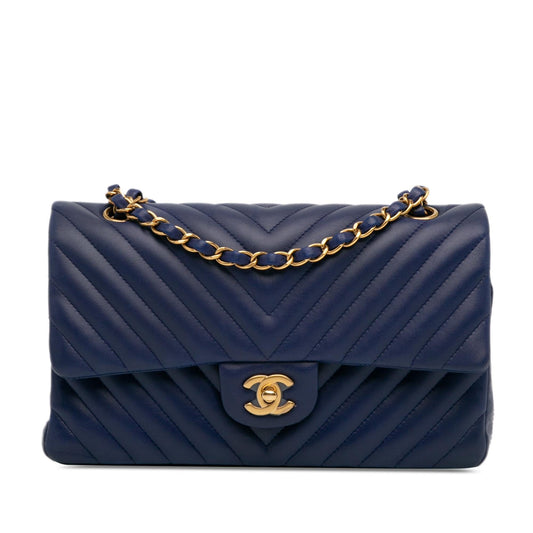 Chanel Medium Classic Chevron Lambskin Double Flap (SHG-HArZHX) Shoulder Bag
