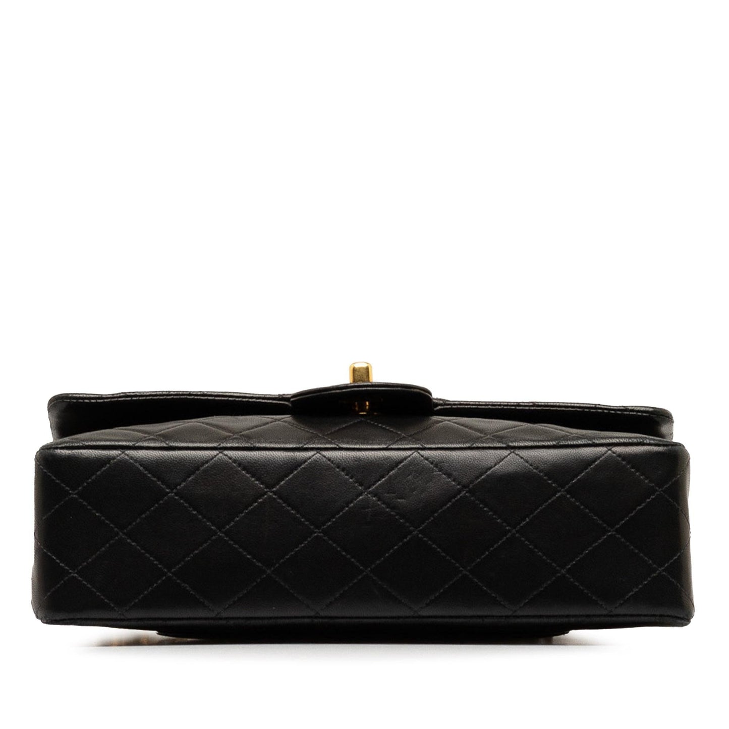 Chanel Medium Classic Lambskin Double Flap (SHG-IHTqBT) Shoulder Bag