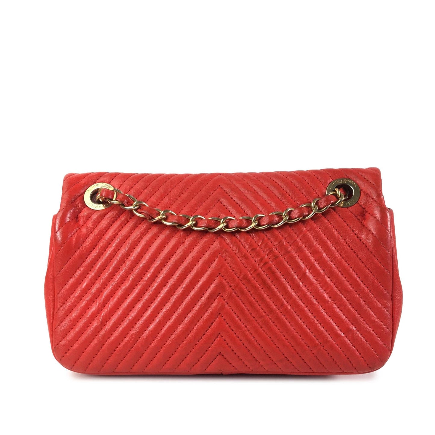 Chanel Medium Wrinkled Calfskin Quilted Chevron Medallion Charm Surpique Flap (SHG-Xm49iv) Shoulder Bag