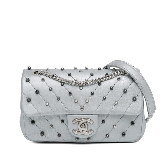 Chanel Mini Rectangular Chevron Quilted Lambskin Stud Wars Flap (SHG-17y5S9) Shoulder Bag