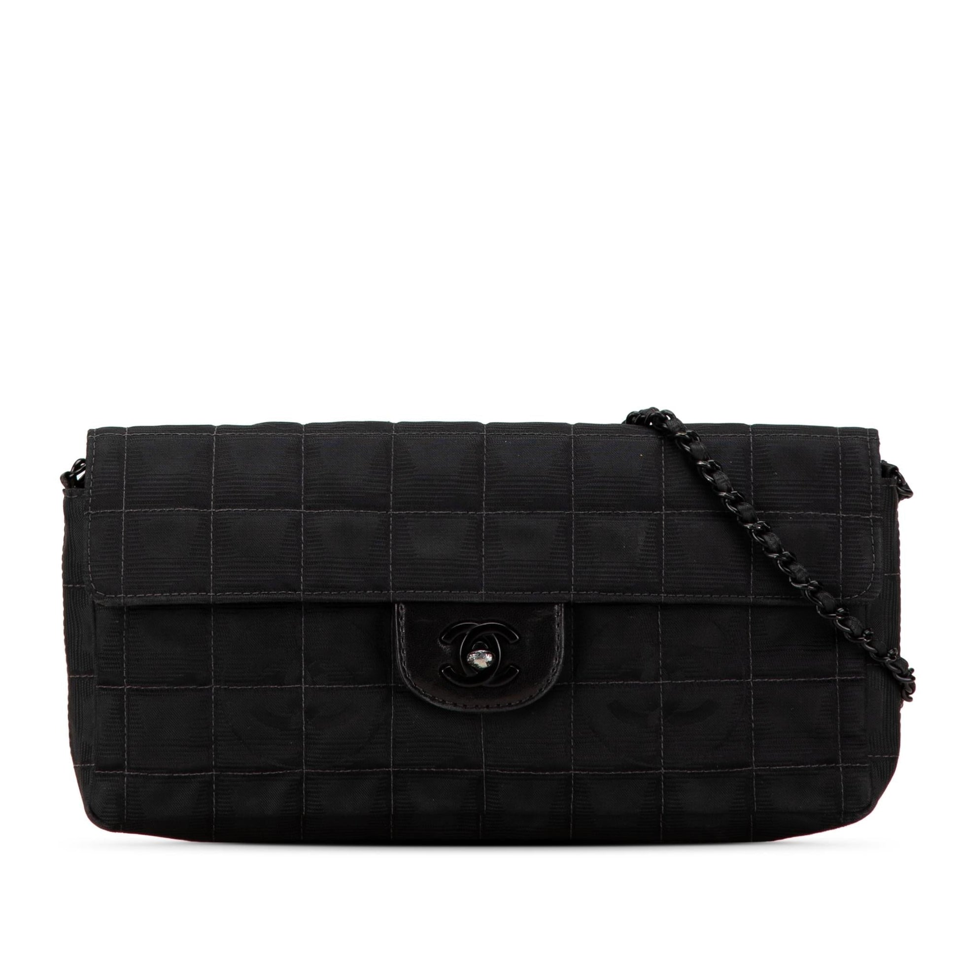 Chanel New Travel Line East West Flap (SHG-WQvcO7) Shoulder Bag