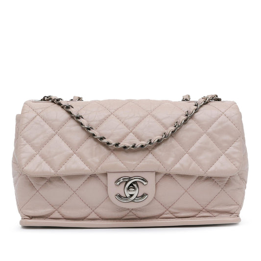 Chanel Quilted Aged Calfskin Single Flap (SHG-vBvXcU) Shoulder Bag