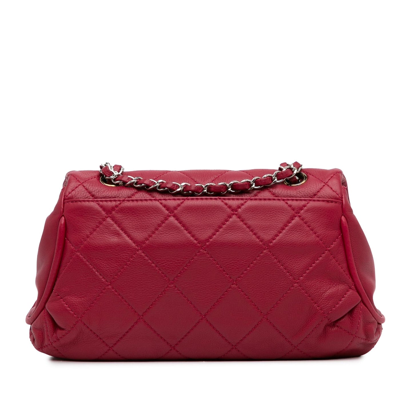 Chanel Quilted Calfskin Curvy Flap (SHG-lSn9g7) Shoulder Bag