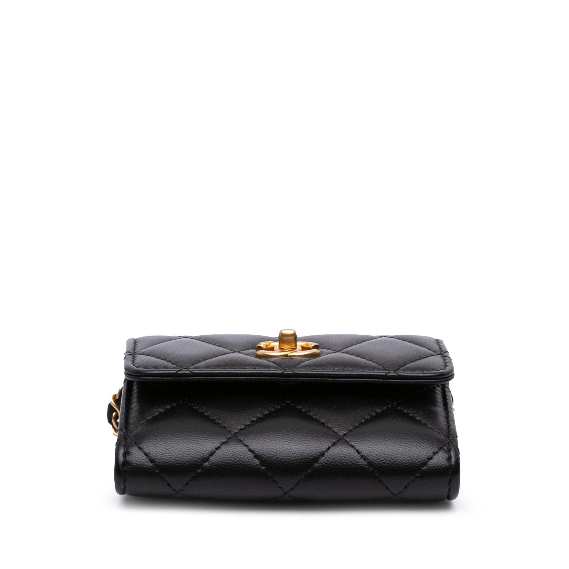 Chanel Quilted Lambskin Pearl Crush Clutch With Chain