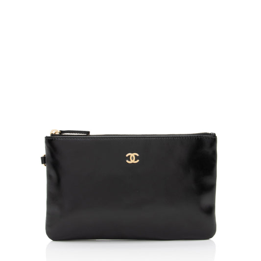 Chanel Shiny Calfskin Small Chanel 22 Pochette (SHF-Sgj80A) Clutch