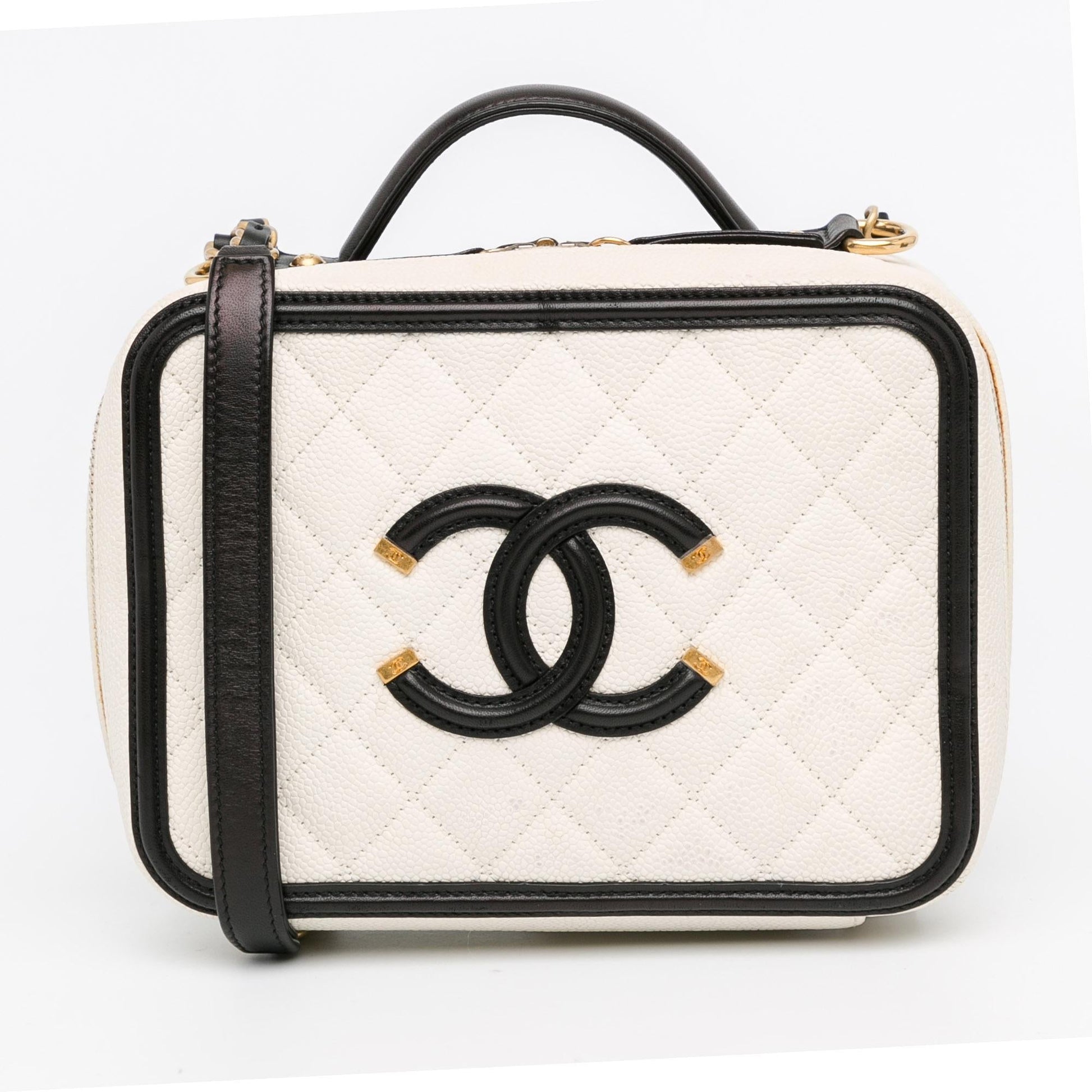 Chanel Small Caviar CC Filigree Vanity Case (SHG-fHirT4) Handbag