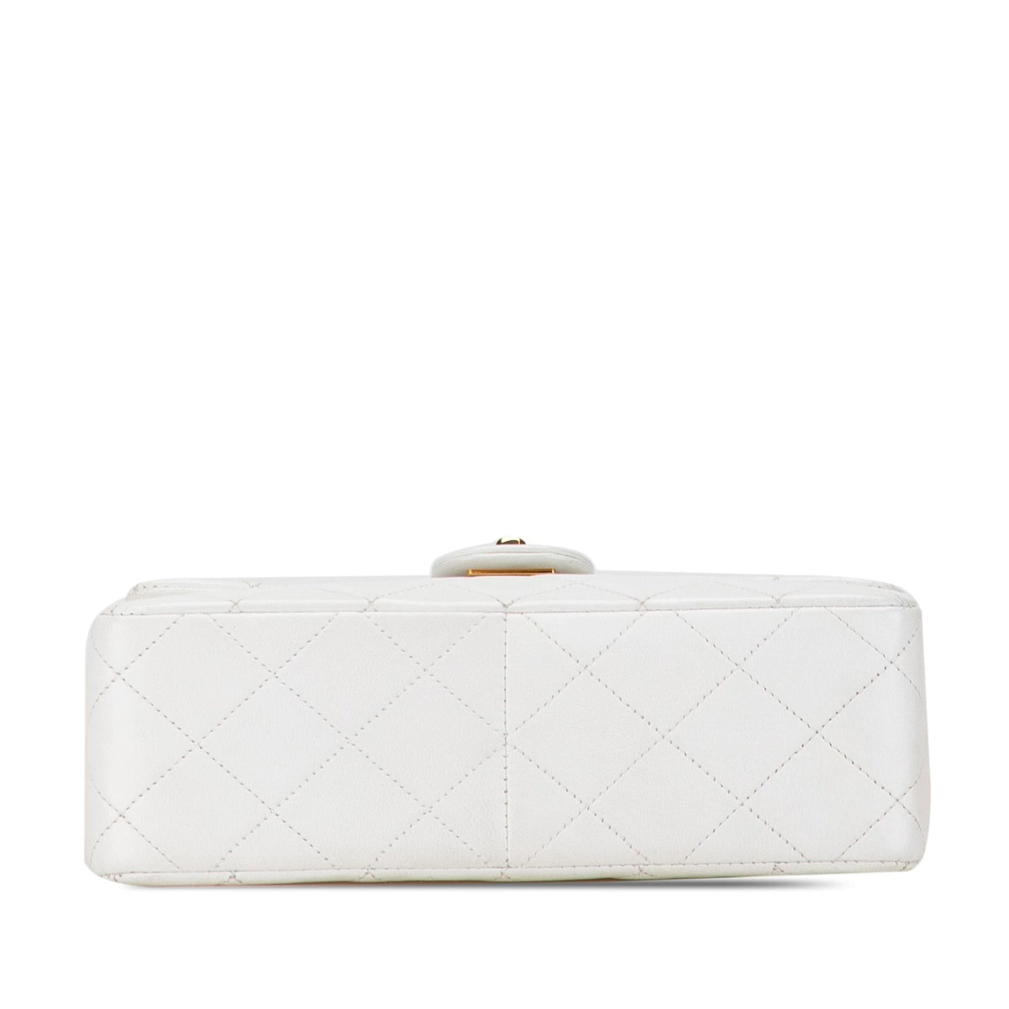 Chanel Square Classic Quilted Lambskin Flap (SHG-iqwoWK) Crossbody