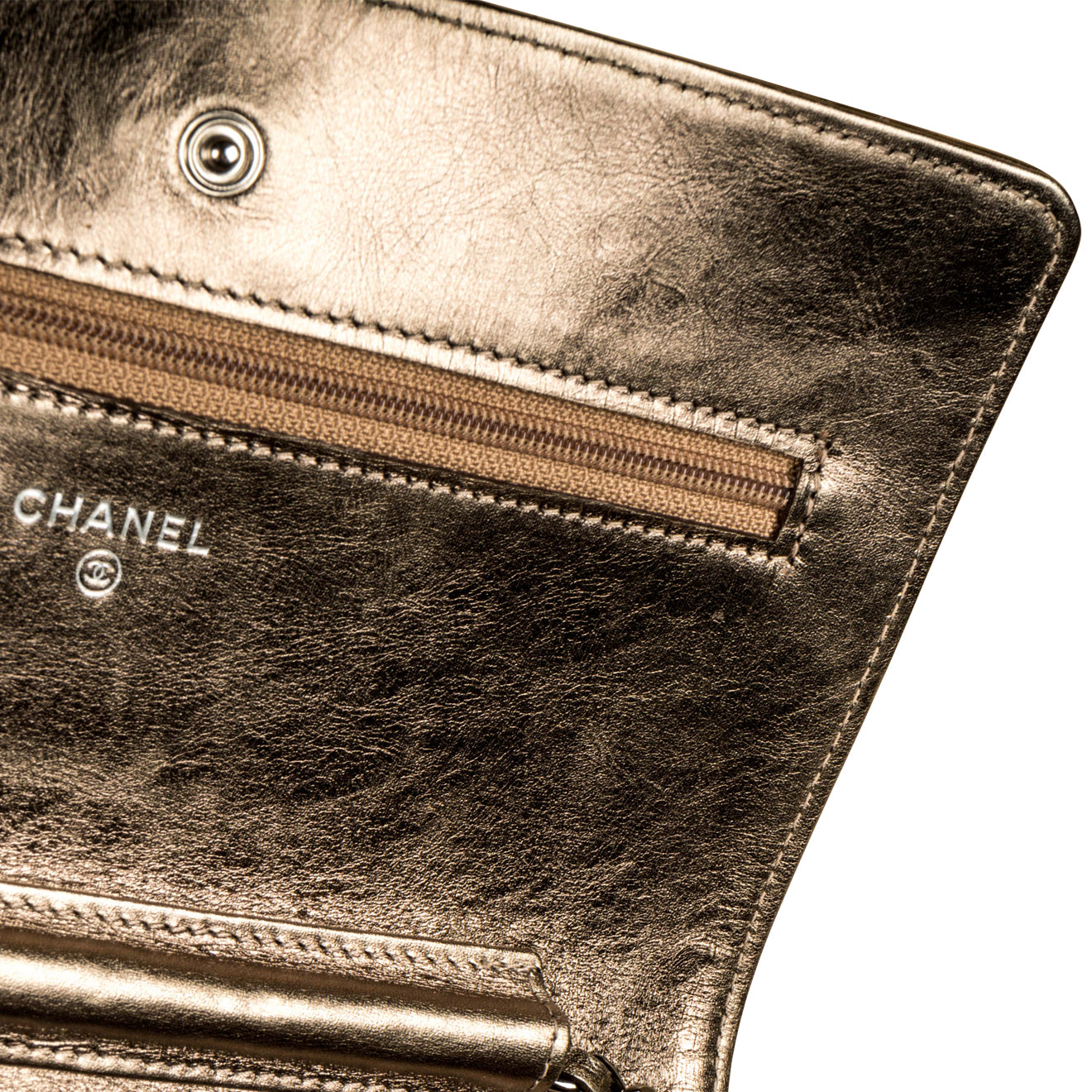 Chanel Re-issue Wallet on Chain