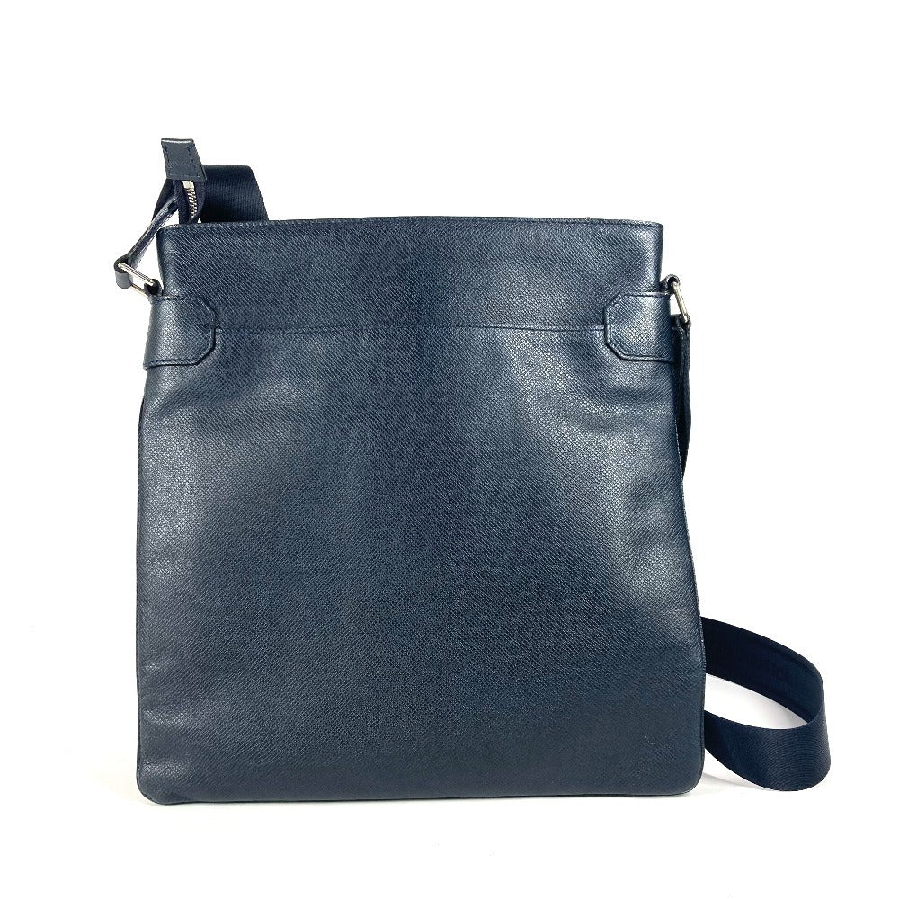 LOUIS VUITTON Shoulder Bag Taiga Leather Navy Taiga Sasha