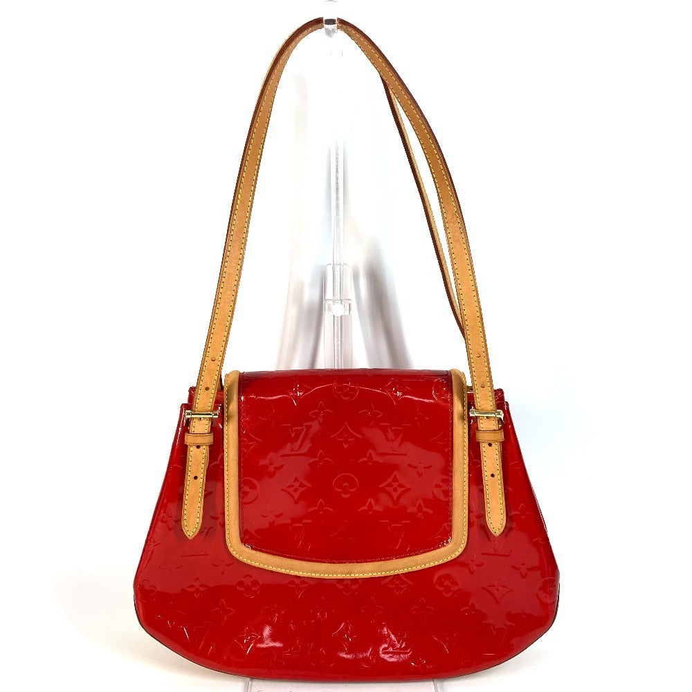 LOUIS VUITTON Shoulder Bag Monogram Vernis Red Monogram Vernis Skein Bay GM