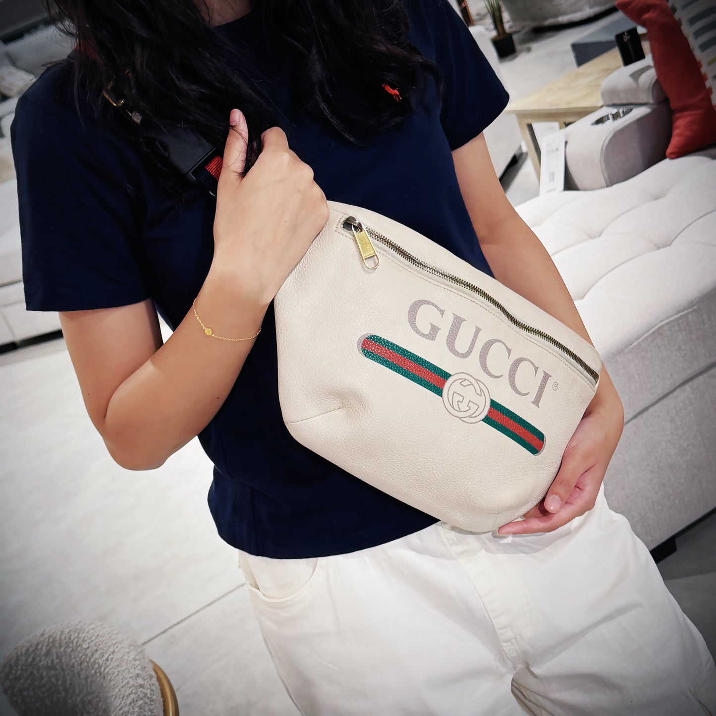Gucci Uni Small Logo Print White Leather Messenger Belt Bag TWS
