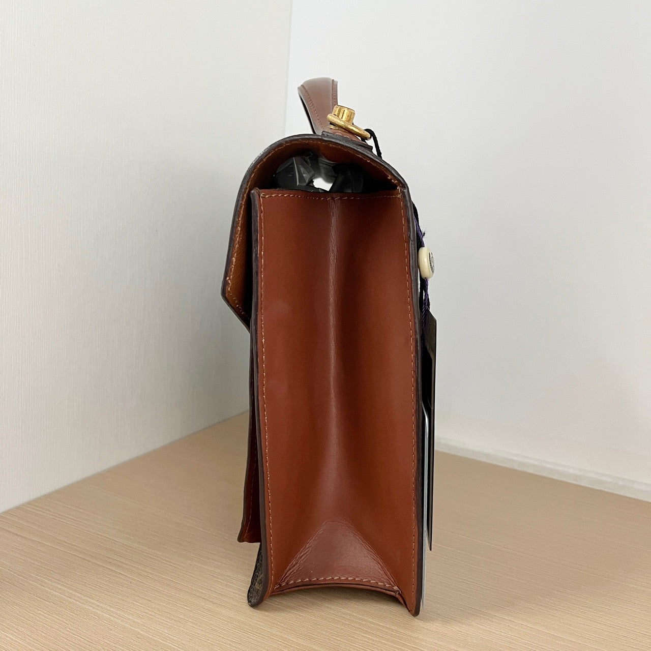 LOUIS VUITTONShoulder Bag