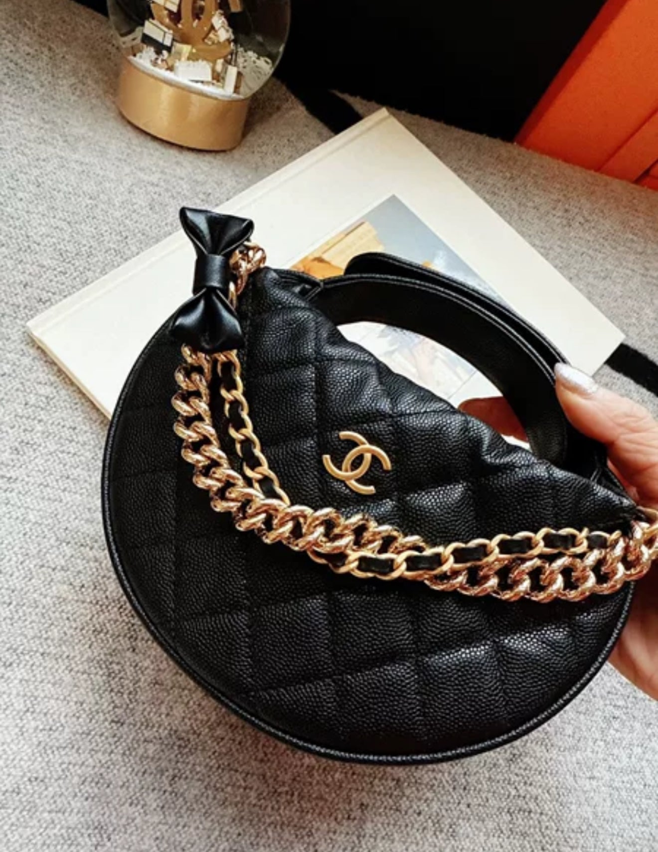 Chanel 24S black gold lychee leather bow chain hula hoop bag