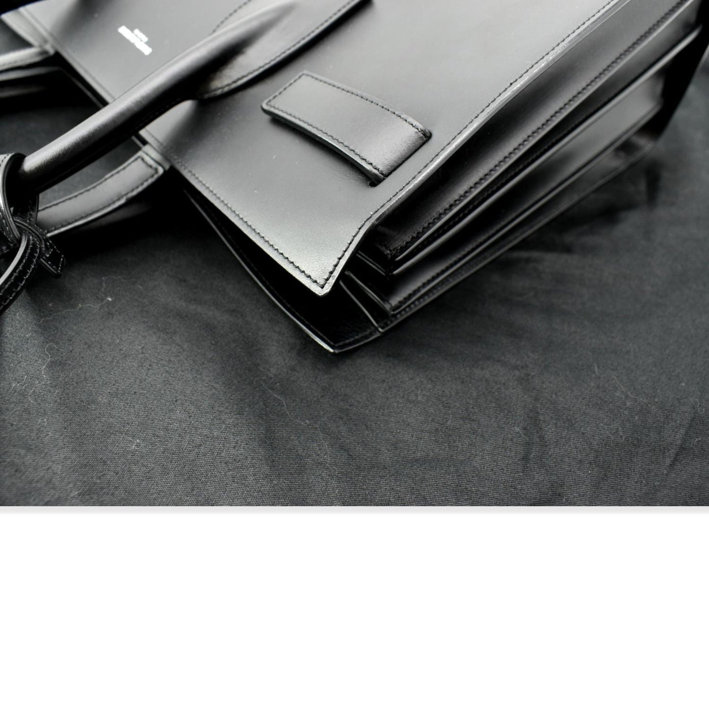 SAINT LAURENT Sac de Jour Leather Shoulder Bag Black