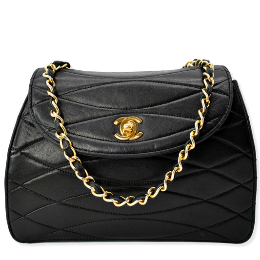 CHANEL Rare Wave GHW CC Flap Lambskin Shoulder Bag Black