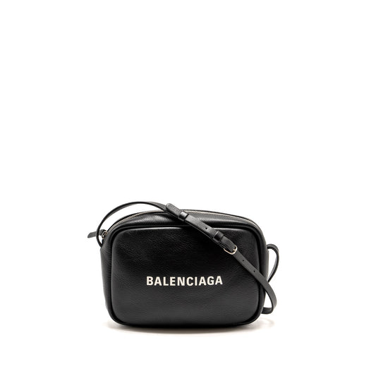 Balenciaga Everyday Camera Purse Calfskin Black
