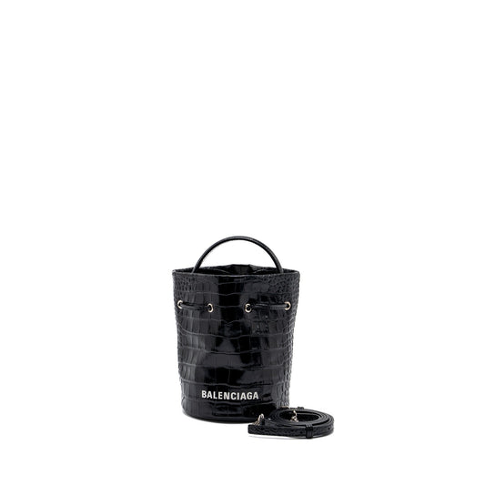 BALENCIAGA Everyday Drawstring Bucket Purse Black