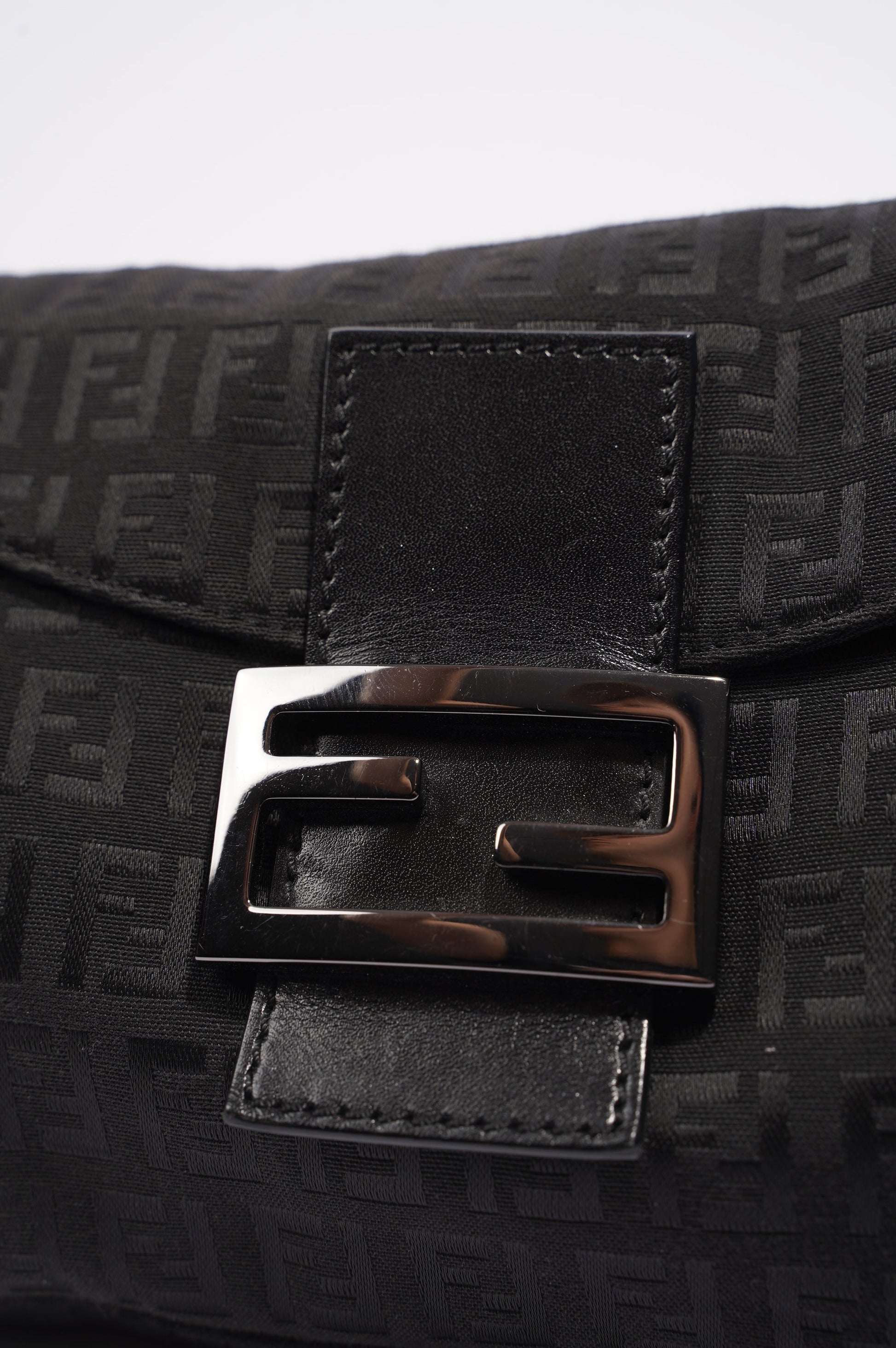 Fendi Womens Baguette Bag Black Small